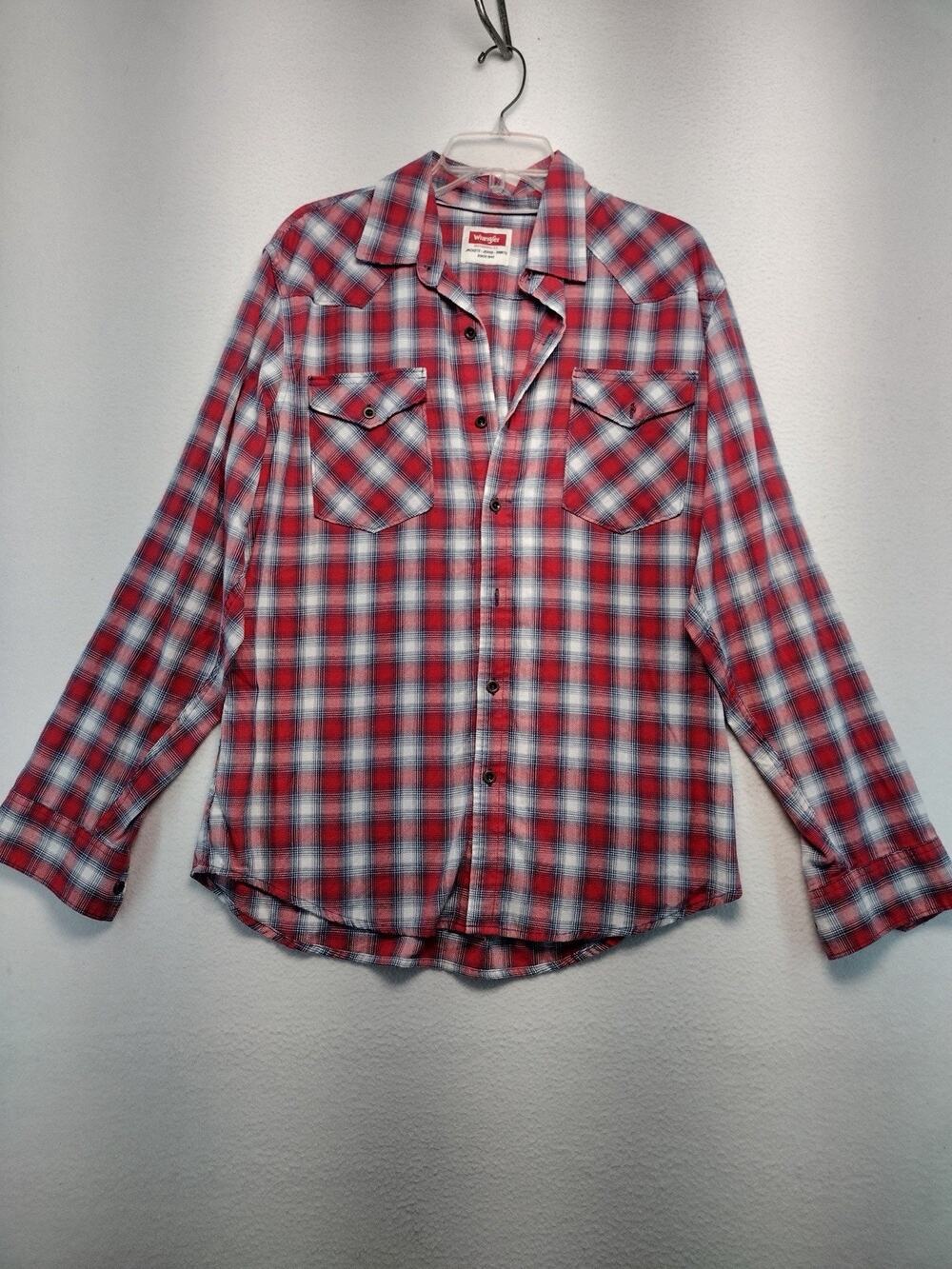 Wrangler men Red/black Plaid Button-Up Shirt Long Sleeve L WESTERN Cowboy Street